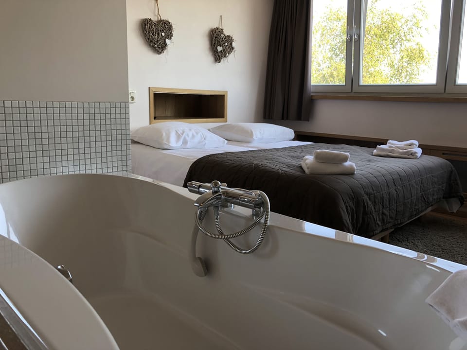 Comfort Room | 1 bedroom, premium bedding, individually decorated