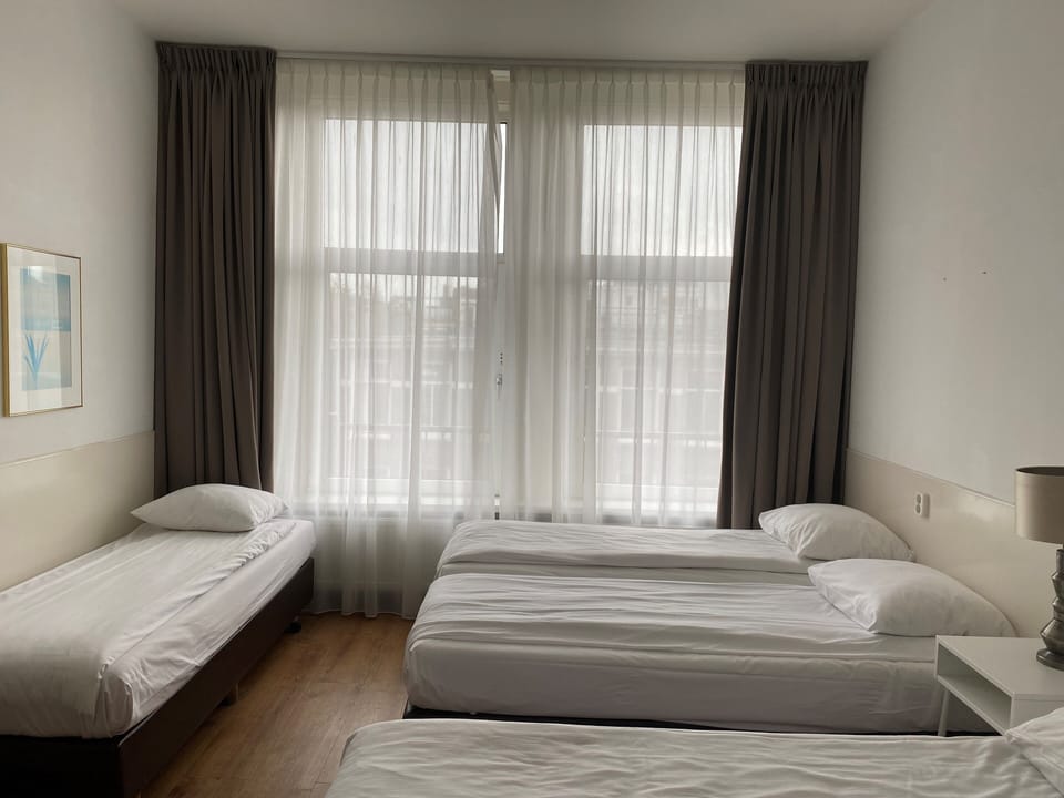 Standard Room (5 persons) | Free WiFi, bed sheets