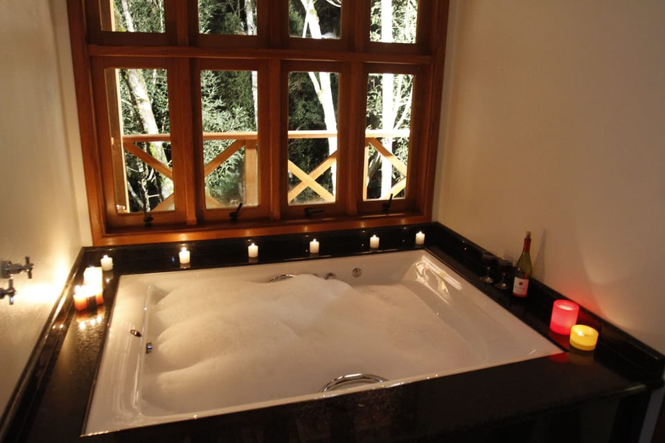Chalé (6) - Adults Only | Jetted tub
