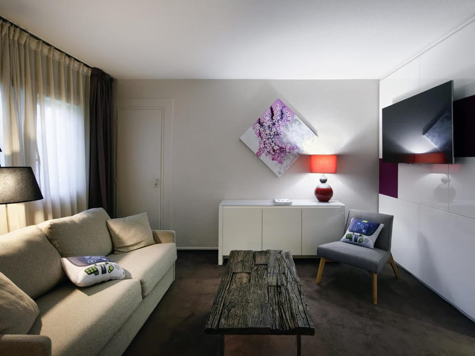 Individually furnished, desk, blackout drapes, soundproofing