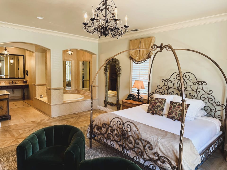 Capri Garden Suite | Premium bedding, desk, iron/ironing board, free WiFi