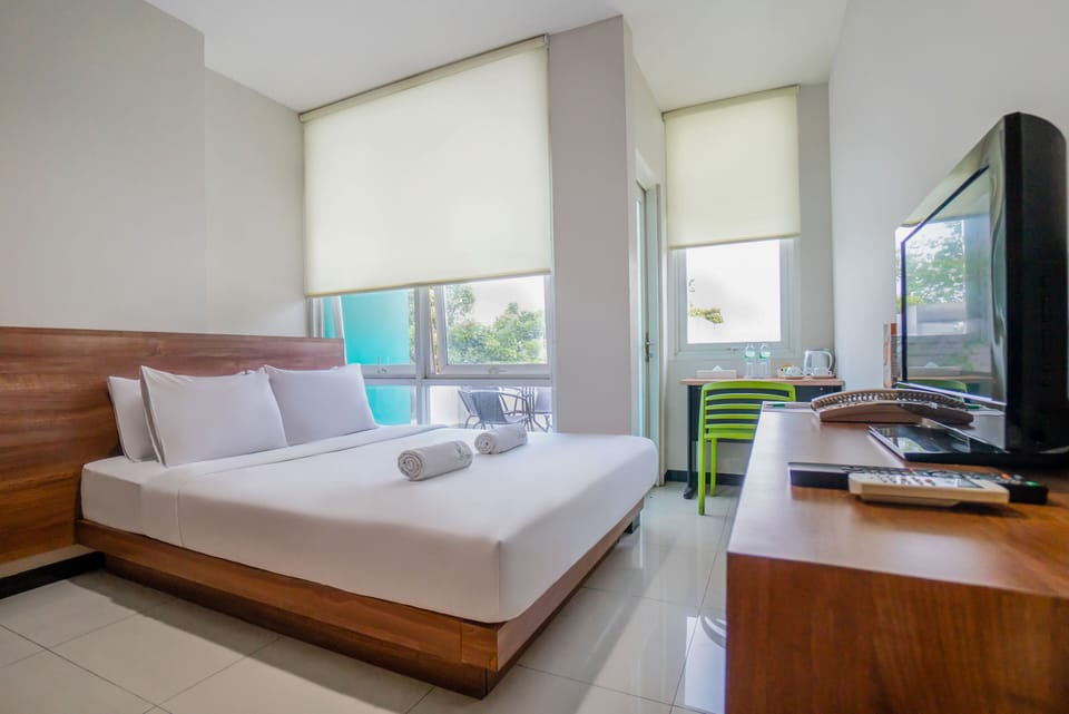 Flexi Room | Desk, soundproofing, free WiFi