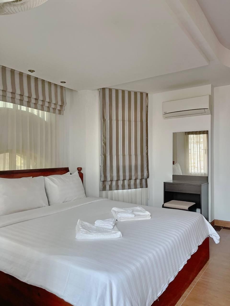 1 bedroom, desk, iron/ironing board, free WiFi