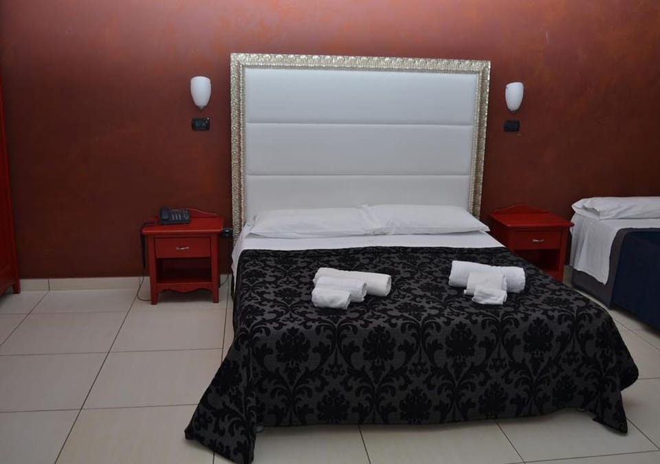 In-room safe, desk, free WiFi, bed sheets