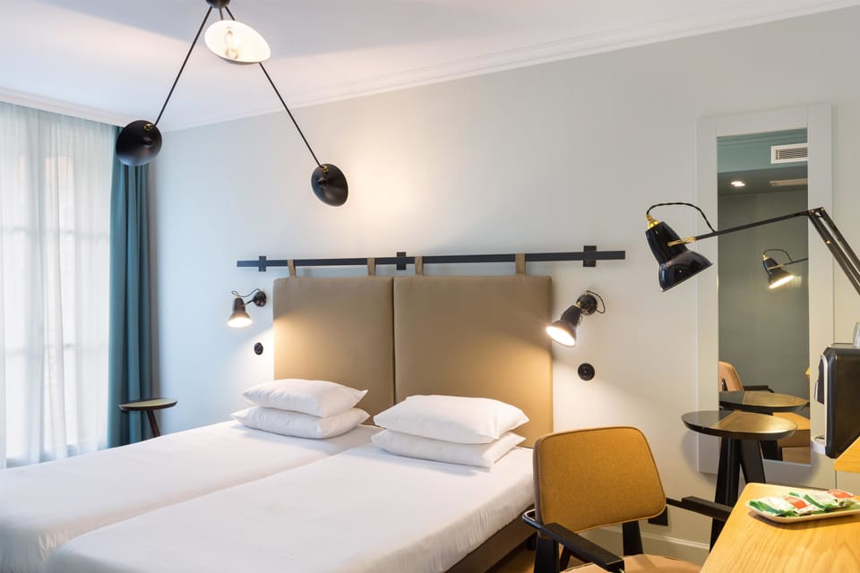 Double Room | In-room safe, individually decorated, individually furnished, desk