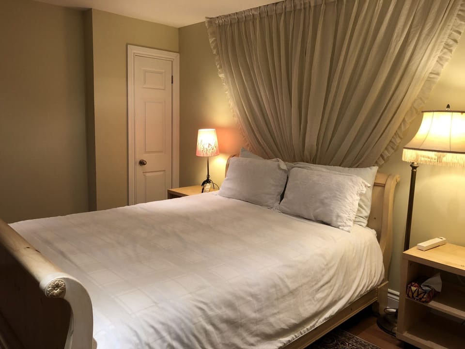 Double Room, Ensuite (Retreat - Basement Level) | 1 bedroom, WiFi