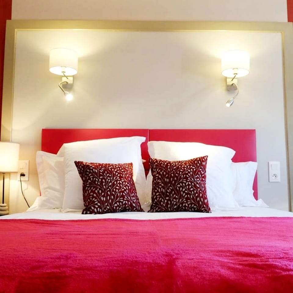 Premium Double Room | In-room safe, soundproofing, cribs (free), WiFi (free)