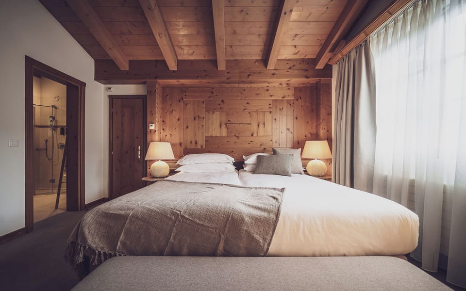 Superior Double Room | Premium bedding, minibar, in-room safe, desk