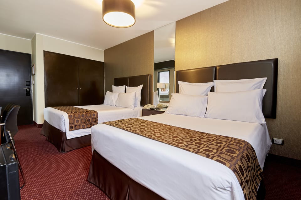 Premium bedding, iron/ironing board, free WiFi