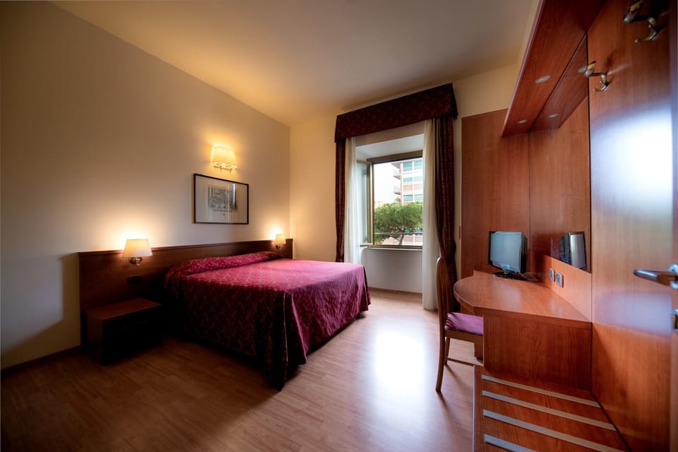 Double or Twin Room | Down comforters, in-room safe, desk, blackout drapes