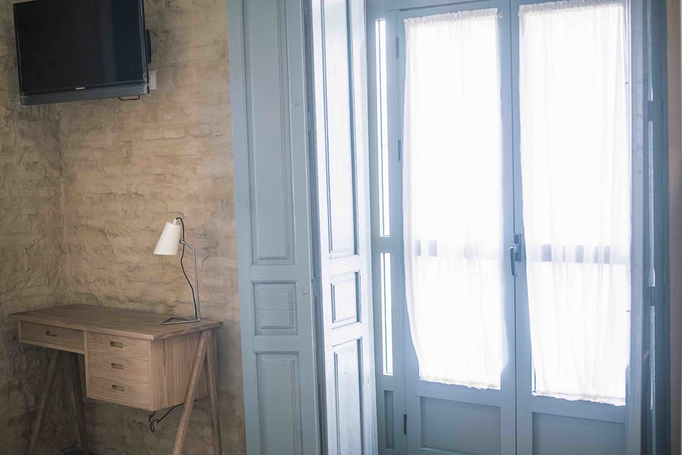 Deluxe Double Room, Balcony | Room amenity