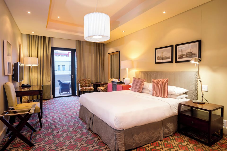 Deluxe Double Room | Premium bedding, in-room safe, desk, laptop workspace