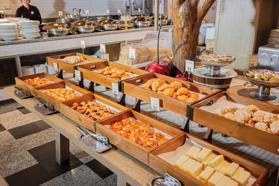 Daily buffet breakfast for a fee