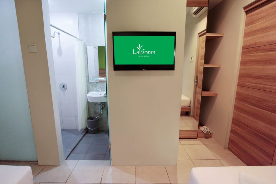 Flexi Room | Desk, soundproofing, free WiFi