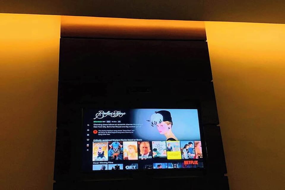 Superior Room | 1 bedroom, minibar, desk, free WiFi