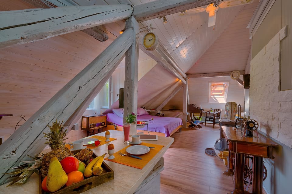 Rustico Suite, City view | In-room safe, individually decorated, individually furnished, desk