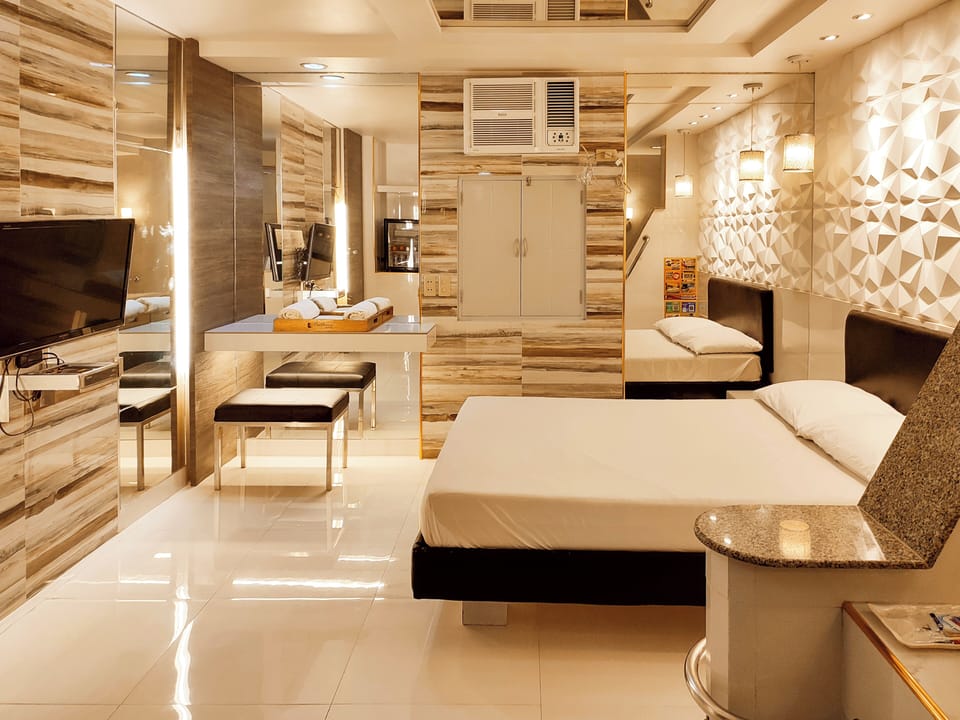 Superior Room | Minibar, free WiFi, bed sheets
