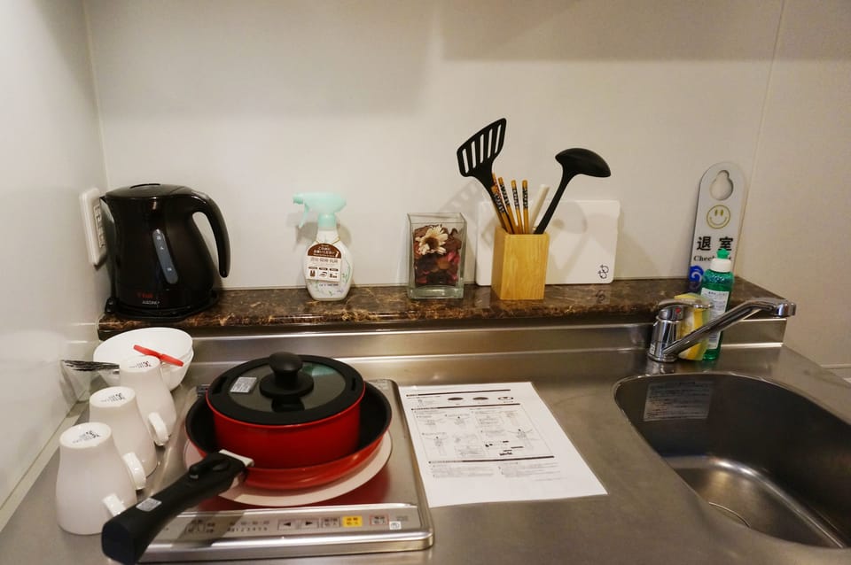 Fridge, microwave