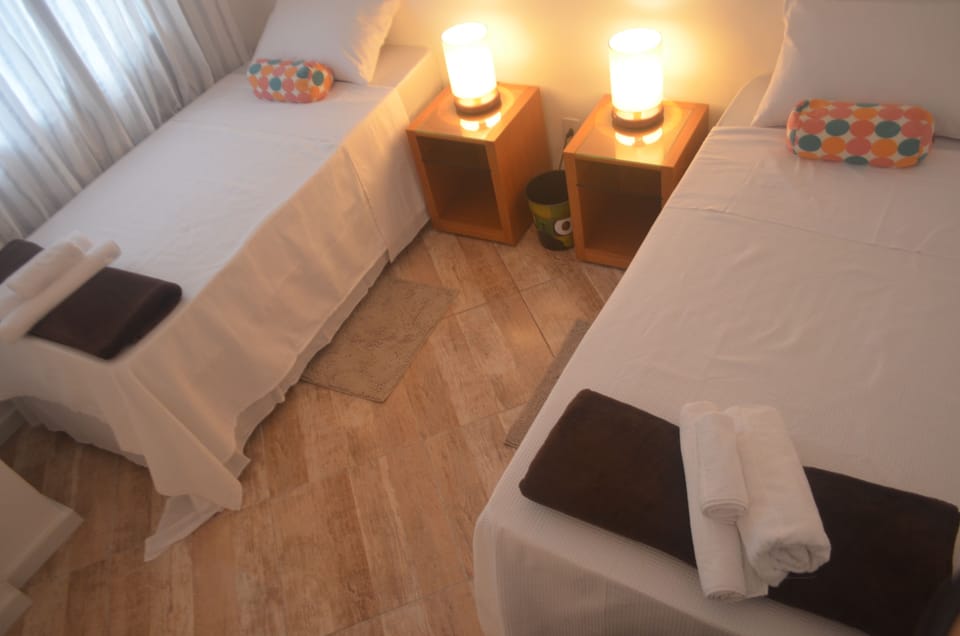 Economy Double or Twin Room | Hypo-allergenic bedding, Tempur-Pedic beds, individually decorated