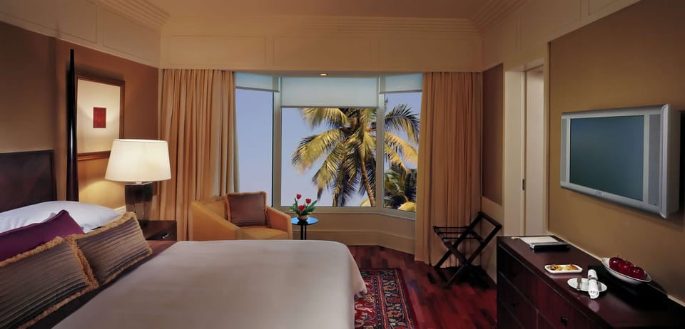 Premium bedding, down comforters, minibar, in-room safe
