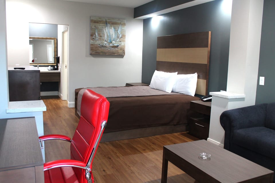 Premium bedding, desk, soundproofing, iron/ironing board