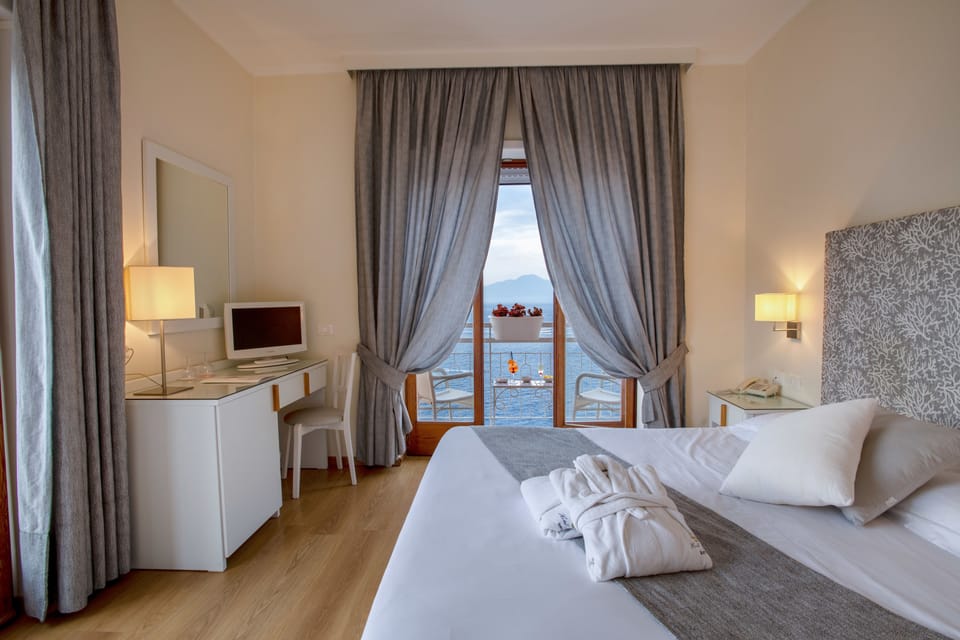 Panoramic Double Room, 1 Double Bed, Balcony, Sea View | Premium bedding, down comforters, minibar, in-room safe