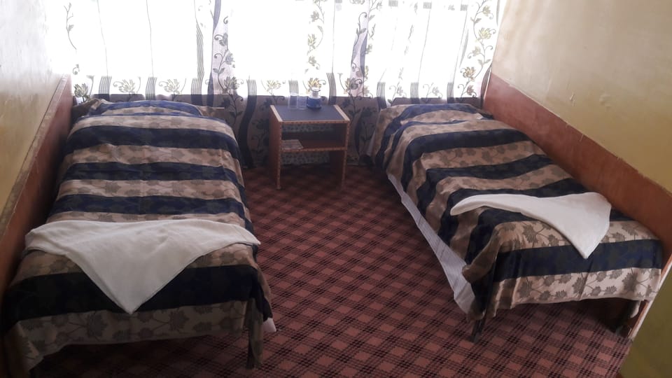 Deluxe Double Room, Lake View | Hypo-allergenic bedding available, blackout drapes