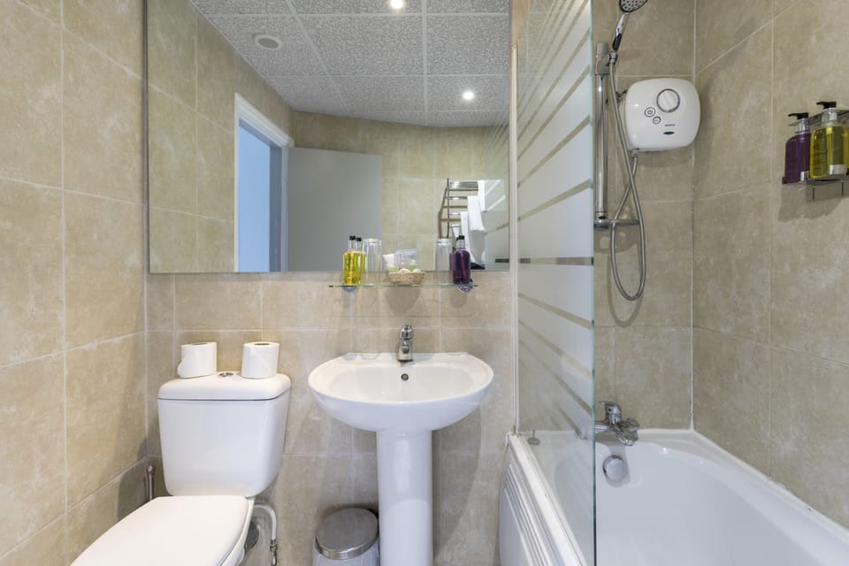 Double Room, Ensuite | Bathroom