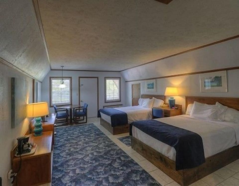 Desk, iron/ironing board, cribs/infant beds, rollaway beds