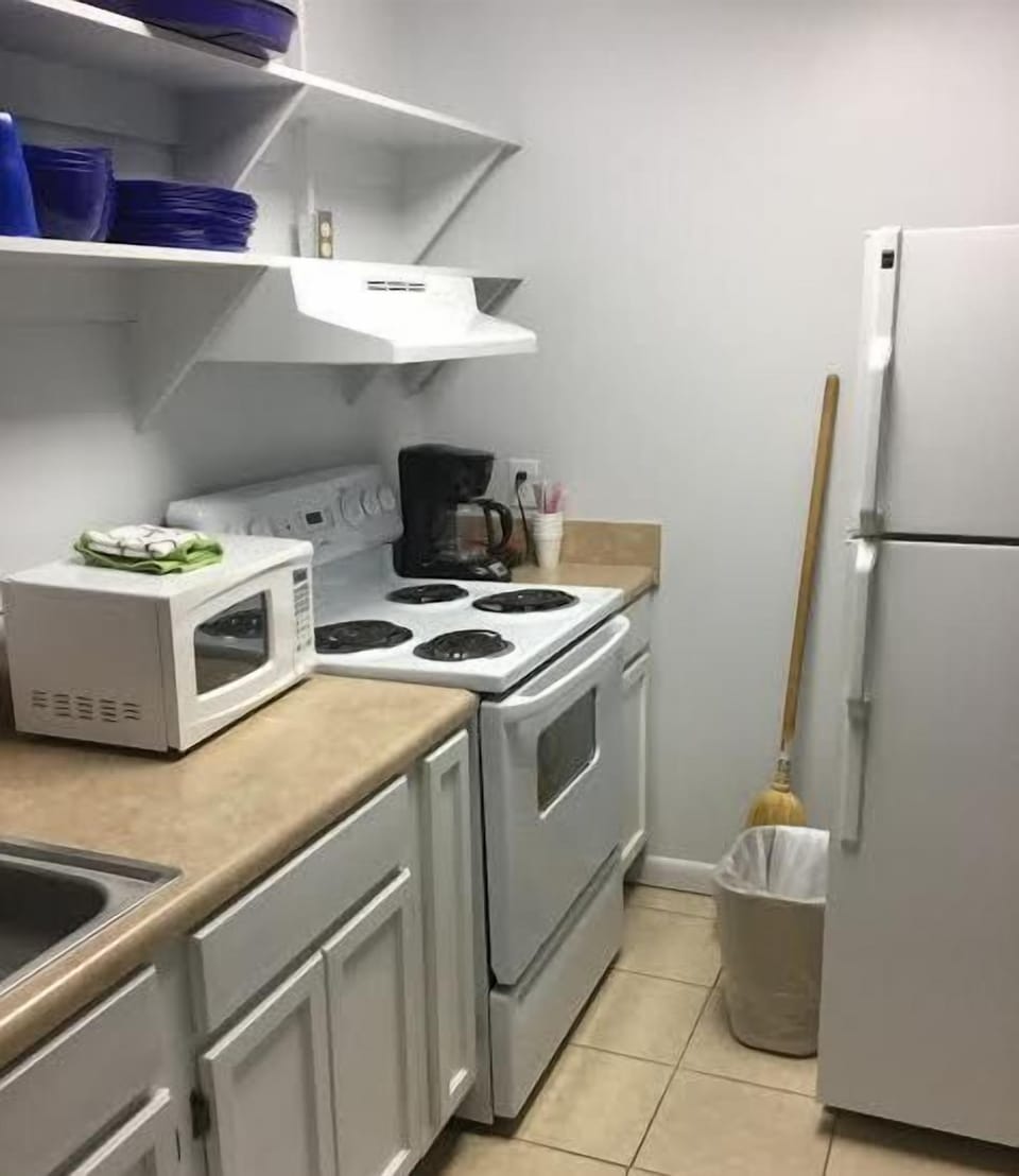 Standard Room, 2 Double Beds, Non Smoking (Efficiency Double) | Private kitchen | Fridge, coffee/tea maker