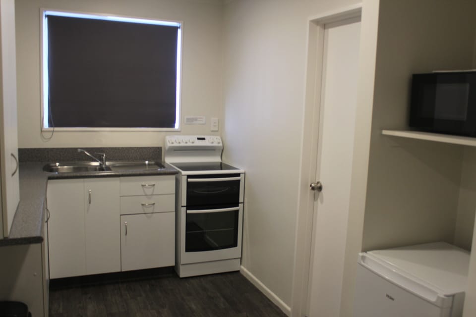 2 Bedroom Apartment | Private kitchen | Fridge, microwave, coffee/tea maker, electric kettle