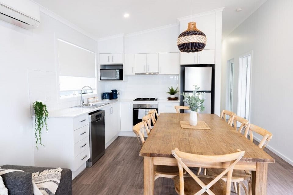Premium Villa (3BR) | Private kitchen | Coffee/tea maker, full-size fridge, microwave, stovetop