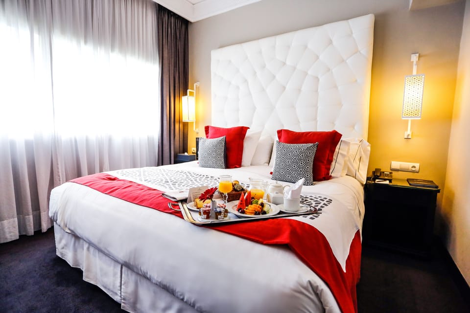 Junior Suite | Egyptian cotton sheets, premium bedding, down comforters