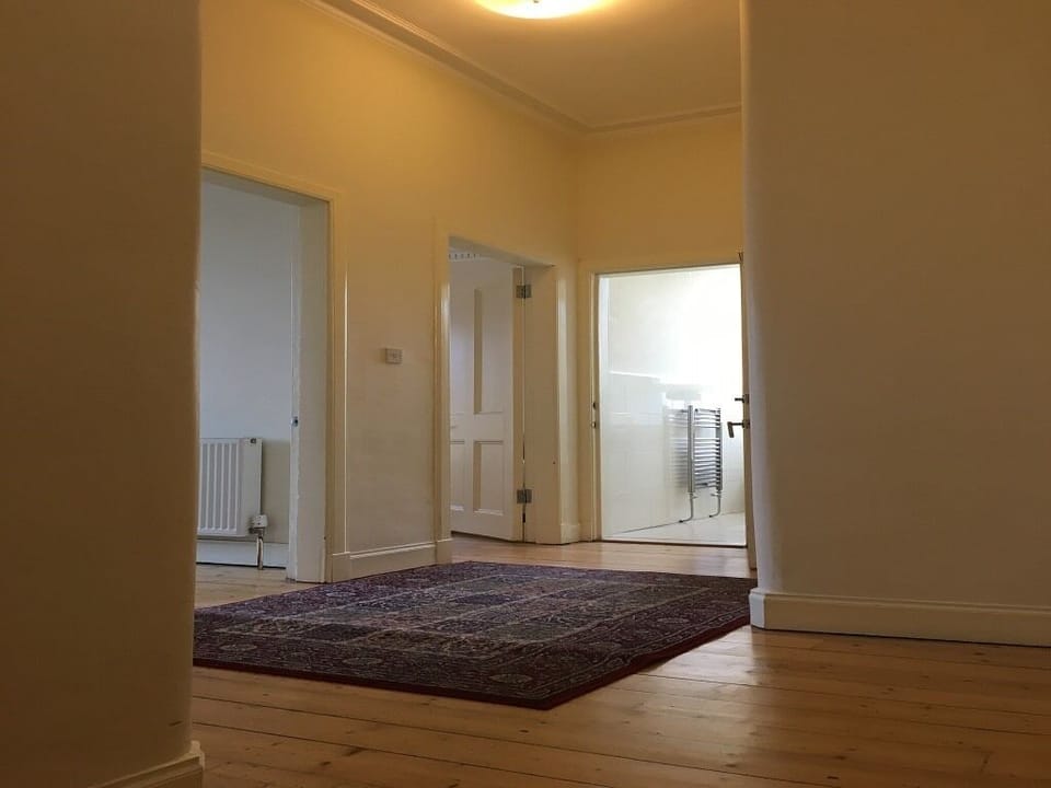 Apartment, Private Bathroom (Sleeps 5) | Interior