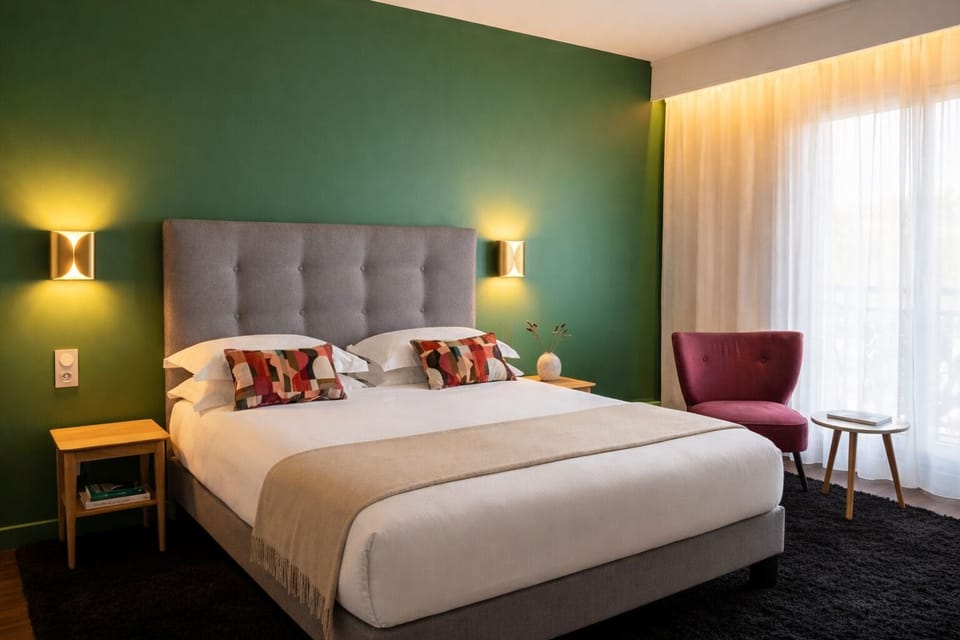 Comfort Double Room, 1 Queen Bed, Balcony | Premium bedding, individually decorated, individually furnished, desk