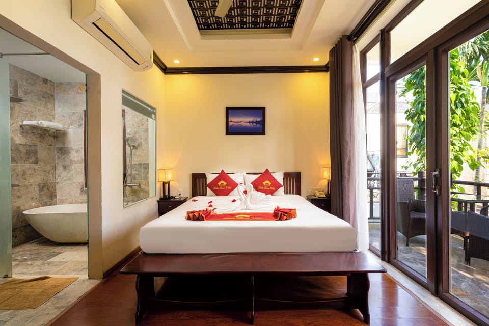 Superior Double Room | Minibar, in-room safe, desk, soundproofing
