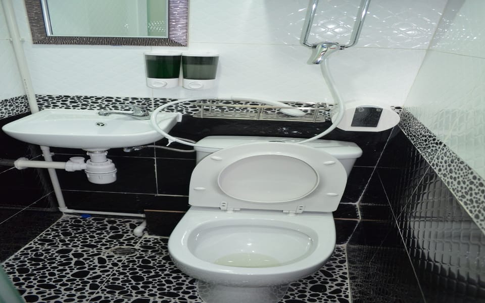 Bathroom shower