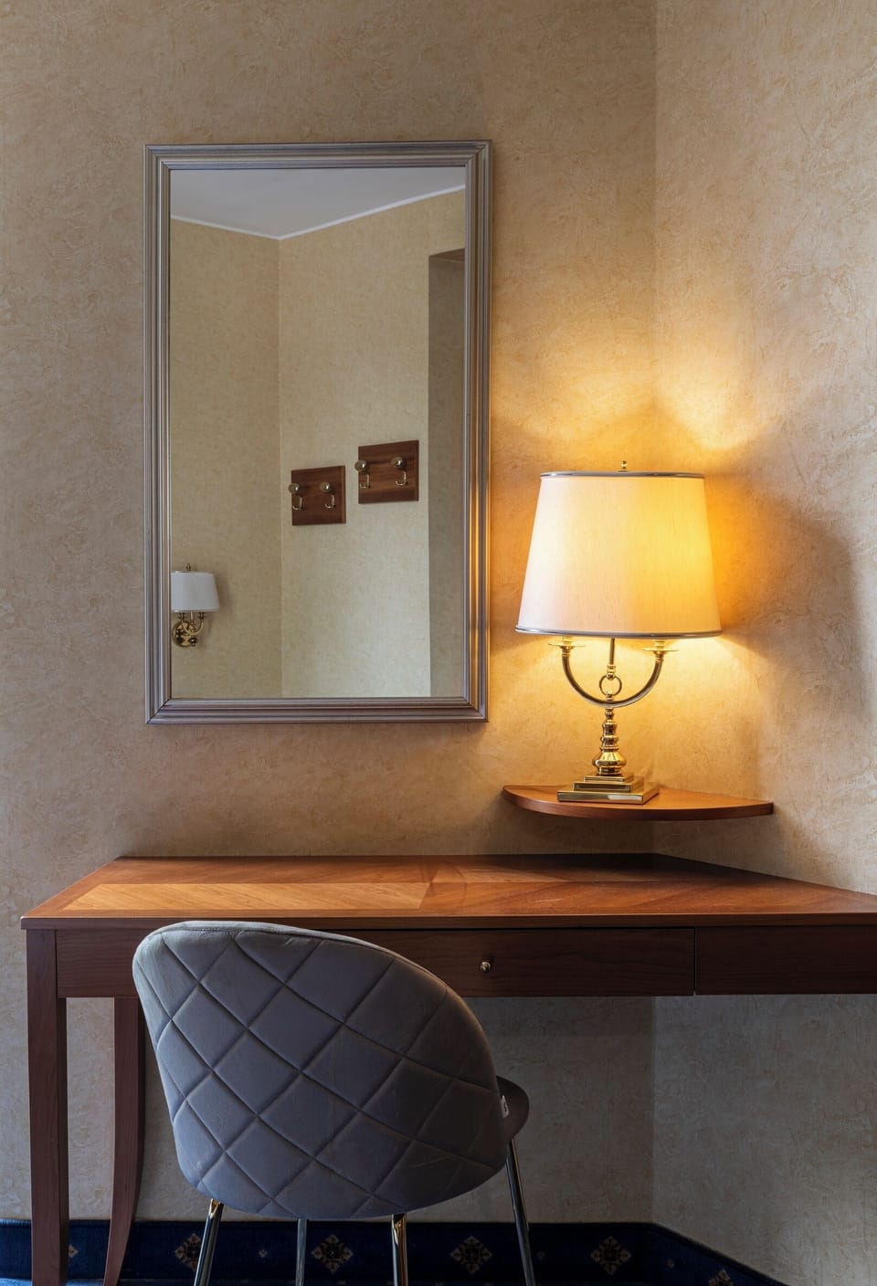 Down comforters, minibar, in-room safe, desk