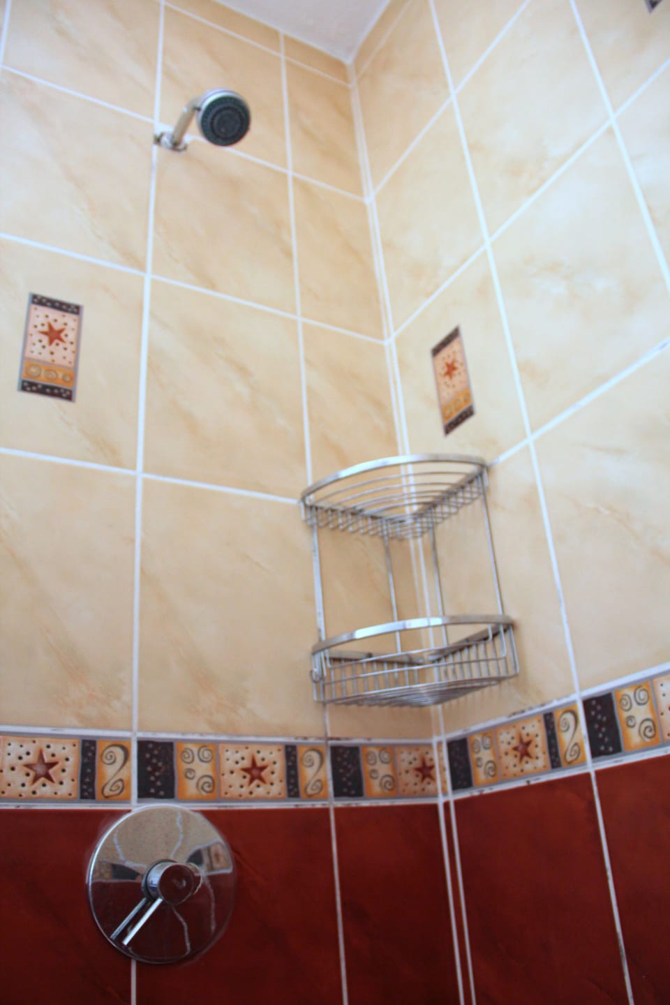 Apartment, 1 Bedroom | Bathroom | Shower, free toiletries, towels