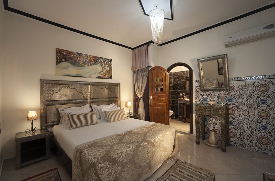 Suite Vendredi | Premium bedding, pillowtop beds, in-room safe, soundproofing