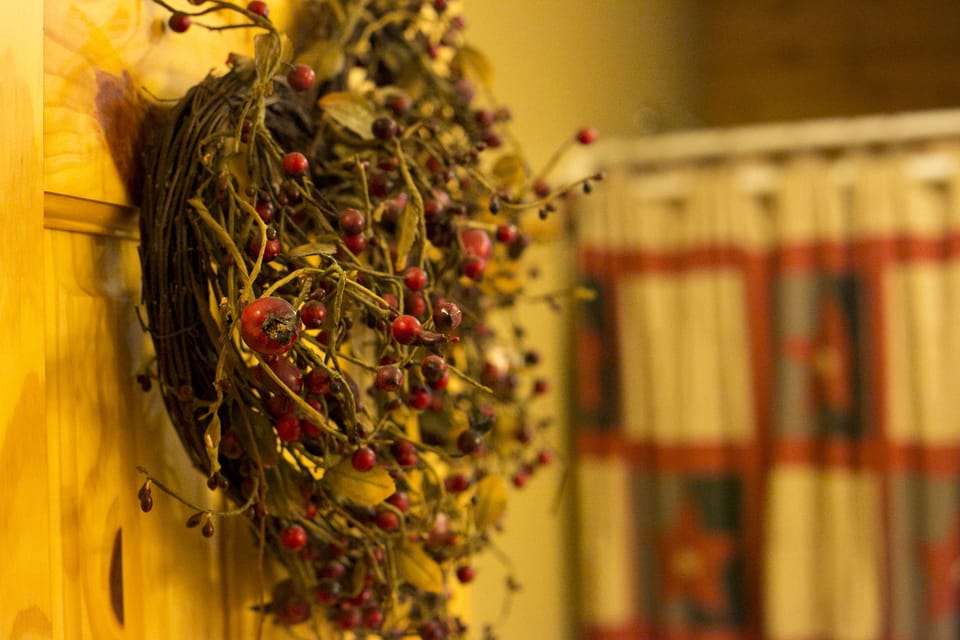 Premium Suite, 2 Bedrooms, Kitchen | Bathroom | Free toiletries, towels, shampoo