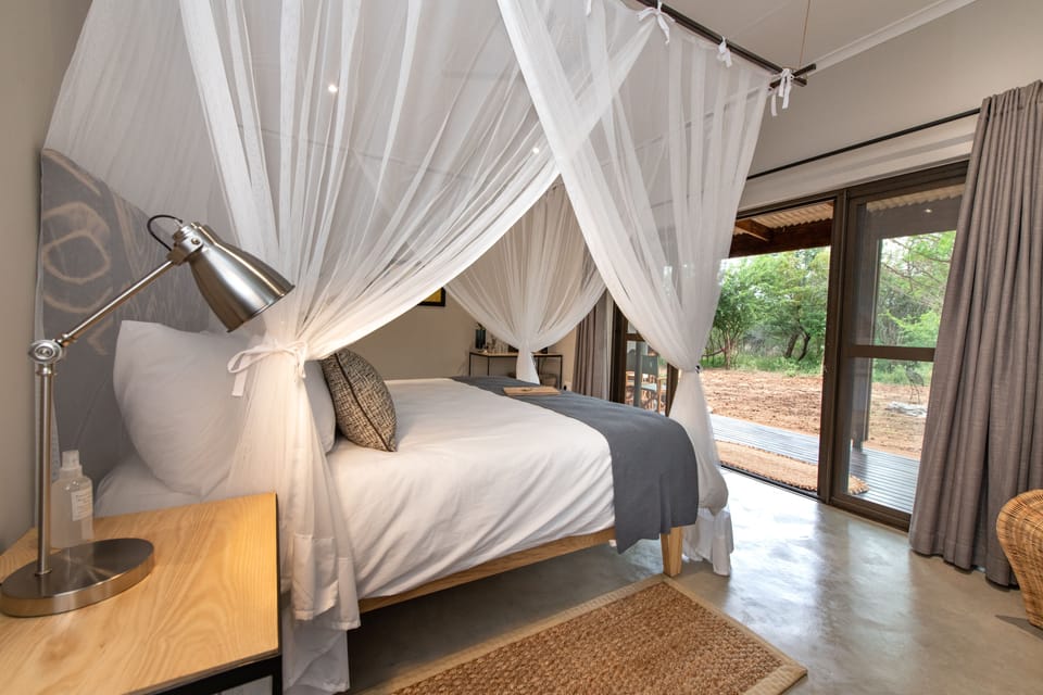312 Superior Chalet Marula | 1 bedroom, premium bedding, in-room safe, WiFi (free)