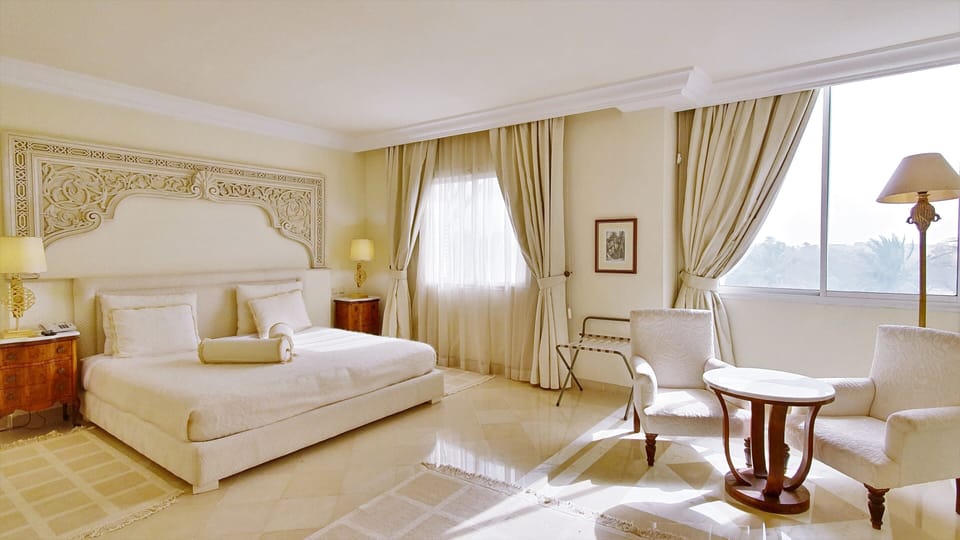 Presidential Suite, Hot Tub (SP-DE Luxe) | Blackout drapes, free WiFi, bed sheets
