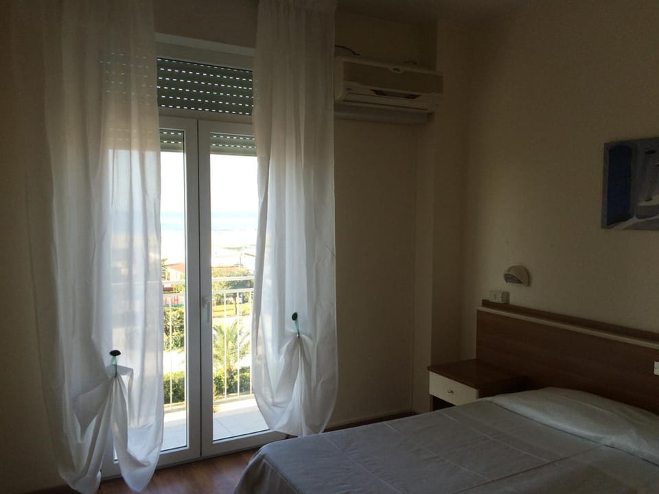 In-room safe, desk, free cribs/infant beds, rollaway beds