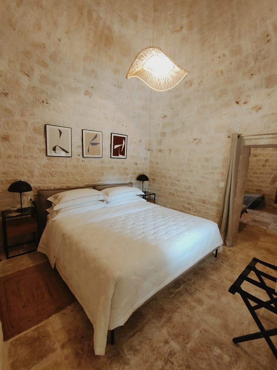 Luxury Suite | Premium bedding, minibar, in-room safe, individually decorated