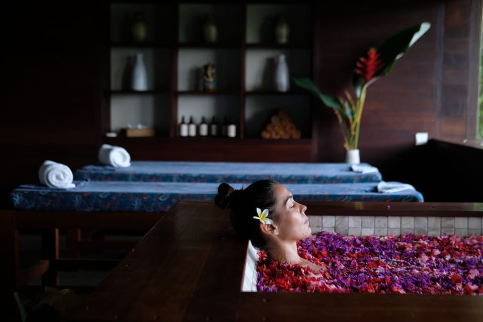 Suarapura Resort & Spa Hotel in Tampaksiring