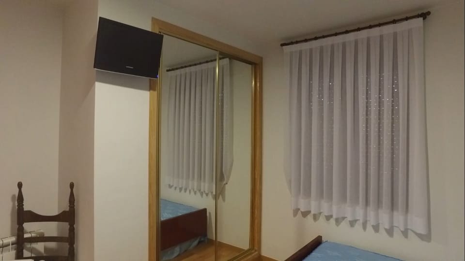 Standard Single Room, Shower | Room amenity