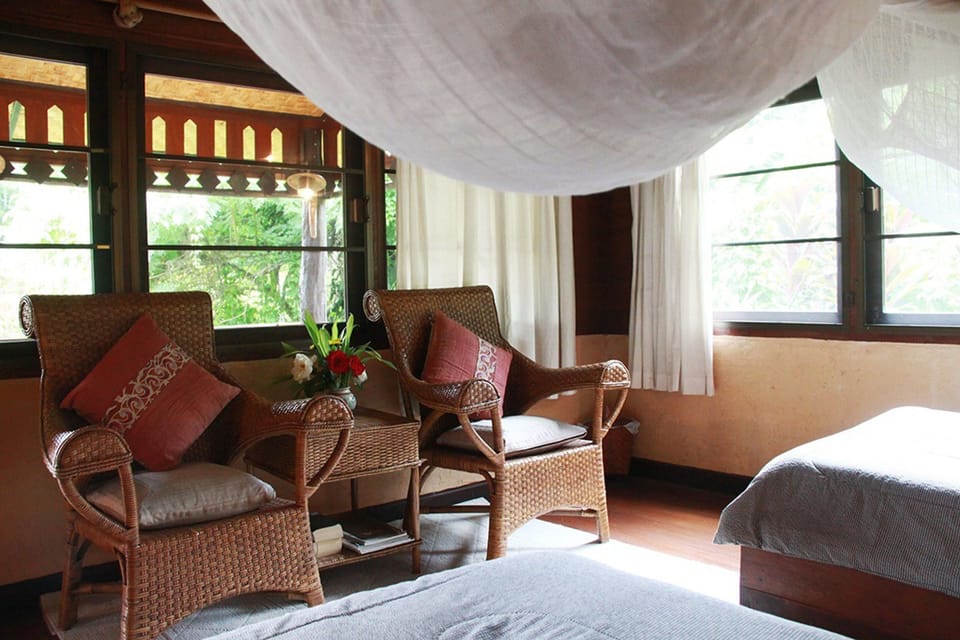 Suite | Living area | LCD TV