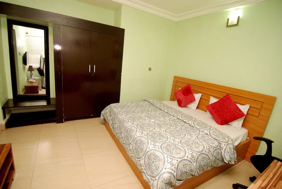 Executive Double Room, 1 Double Bed | Premium bedding, free WiFi