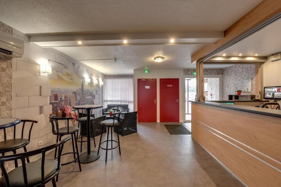 ConfortT Hotel Thouars Hotel in Nouvelle-Aquitaine